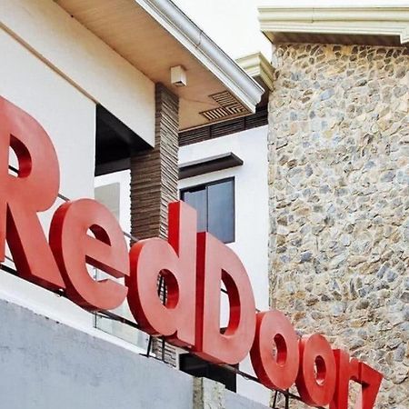 Reddoorz @ Jackie'S Hotel & Restaurant Ipil  المظهر الخارجي الصورة